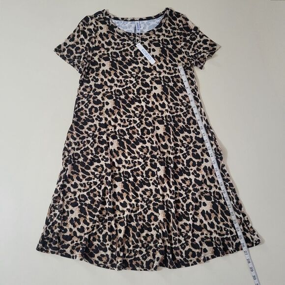 Korsis Animal Print Round Neck Swing Short Sleeve Jersey Dress - Picture 9 of 16